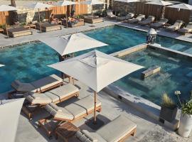 Les Loges du Luberon, ξενοδοχείο σε Coustellet