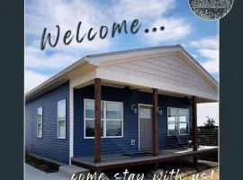 100 Acre Relaxing Retreat Near ARK - The Cottage