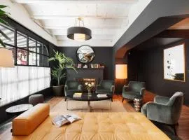 La França Travellers Adults Only