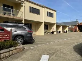 Hibernian Hotel