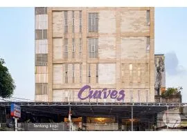 Curves Residence Mitra RedDoorz