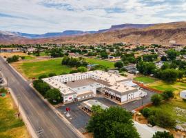 Ramada by Wyndham La Verkin Zion National Park、ラ・バーキンのホテル