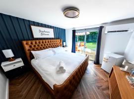 Chalet 239-Boutique Hotel, hotel in West Dover