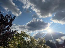 Przytulny Domek, hotell sihtkohas Rokitnica