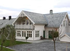 A picture of the hotel: Alnes Gård