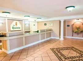 La Quinta Inn by Wyndham Indianapolis Airport Lynhurst