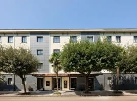 Antum Hotel