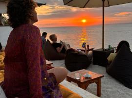 The Edge Lembongan, hotel v destinaci Nusa Lembongan