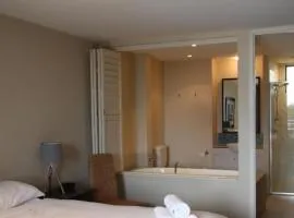 Marine Boutique Studio - Ocean View