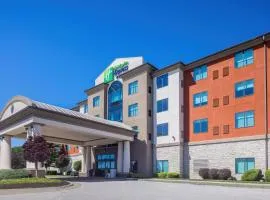 Holiday Inn Express & Suites Kansas City Airport by IHG