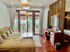 Happy hour boutiquehotel, hotel in Luang Prabang