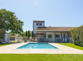 Brit Hotel Confort Manosque Cadarache – hotel w mieście Manosque