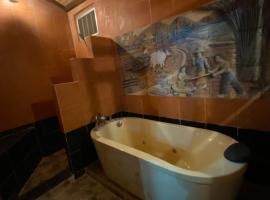 Denen Resort&minizoo, ξενοδοχείο σε Ban Khok Tha