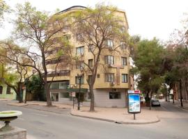 Hotel Montecarlo Santiago, hotelli Santiagossa