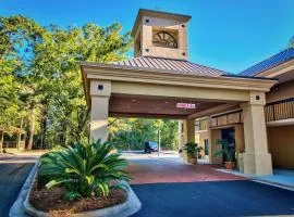 Clarion Inn & Suites Aiken South