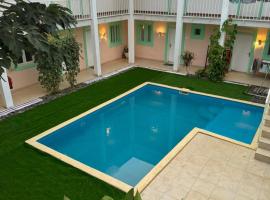 Hotel Kriola โรงแรมในเซาโตเม