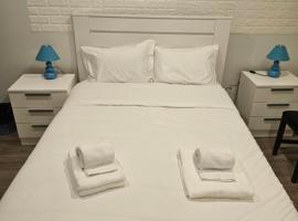 BeU Guesthouse, hotel in Ponta Delgada