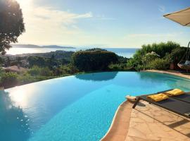 4-Star Private Villa with Heated Pool and Panoramic Sea View at Gulf de Saint Tropez, hotel a Cavalaire-sur-Mer
