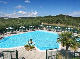 Villaggio Club Degli Ulivi, hotell Viestes