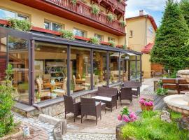 Hotel Pod Szrenicą, hôtel à Szklarska Poręba