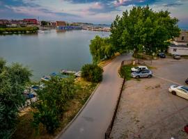 Hotel OBELISC, hotel in Costinesti