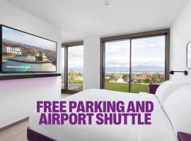 YOTEL Geneva Lake, хотел в Founex