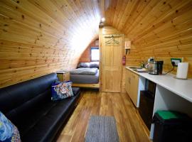 Dunvegan Camping Pods, hotel in Dunvegan