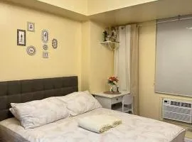 Jn staycation urban azure