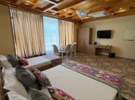Hostel Qal'ai Khujand, хотел в Хужанд