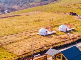 Дом в горах Уютный дом с потрясающим видом и огромной террасой, hotell sihtkohas Besqaynar