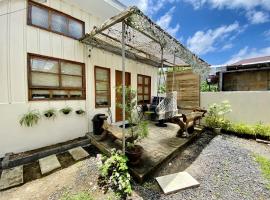 Chiaras Tiny House, ξενοδοχείο σε Gubat