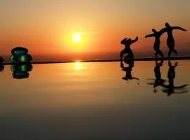 Art Maisons Oia Castle