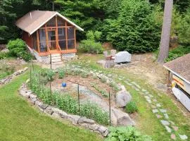 Sebago Lake Cottage on Raymond Cape