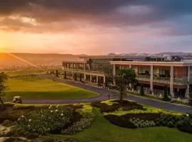 Phoenix Pool & Golf View Villa Cam Ranh