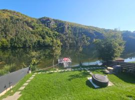 Green Rock Cabin, hotel v destinaci Someşu Cald