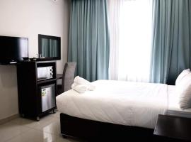 Bayside Hotel 97 Russell Street, hotel di Durban