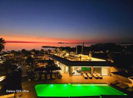 Comfort Suites, Hotel in Golem