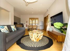Anse Boudin Chalets, hotel i Praslin