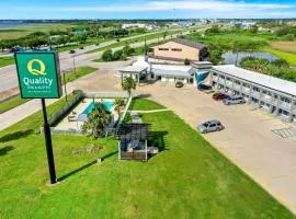 Quality Inn & Suites Port Lavaca near Lighthouse Beach