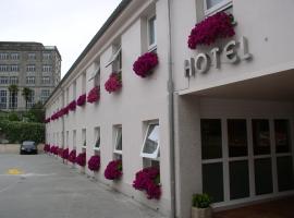 Hotel Parking Miradoiro de Belvís, hotel v destinaci Santiago de Compostela
