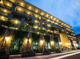 Lani Chiang Mai Hotel