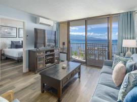 Direct Oceanfront—Fully remodeled—Sleeps 6, hotel en Wailuku