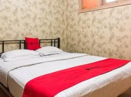 RedDoorz near RS Siloam Karawaci