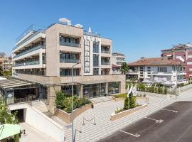 Cinema Hotel, ξενοδοχείο στο Πριμόρσκο