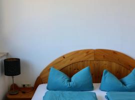 Gemütliches Apartment am Brombachsee mit Seeblick., hôtel à Absberg