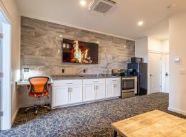 Stone Park Ellsworth-Bar Harbor, hotel in Ellsworth