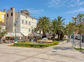 Lasta Lošin Town Rooms - Happy Rentals