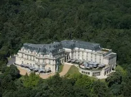InterContinental Hotels Chantilly Chateau Mont Royal by IHG