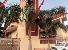 Om sai ram, hotel in Jāmul