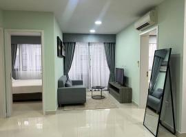 The Bridge Residence, Multi-Apartment by Emma, ξενοδοχείο στην Πνομ Πενχ